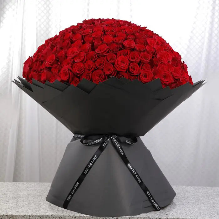 Pure Love (500 Red Roses Bouquet) Bouquet À La Carte
