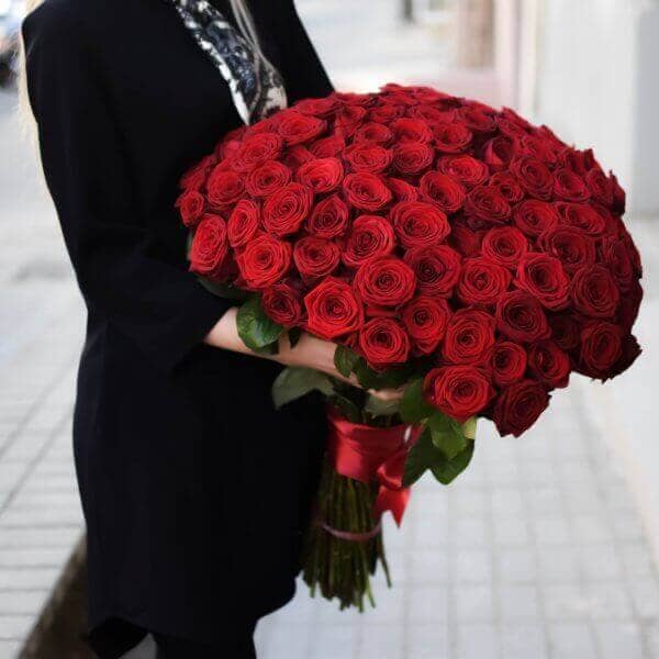 BOUQUET OF 101 RED ROSES Bouquet À La Carte 35