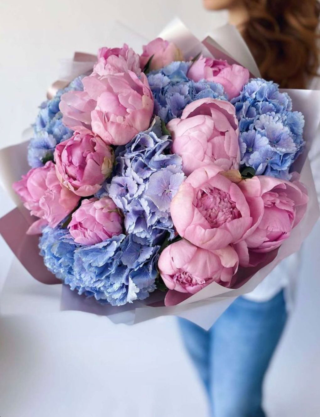 Bouquet of peonies & hydrangeas