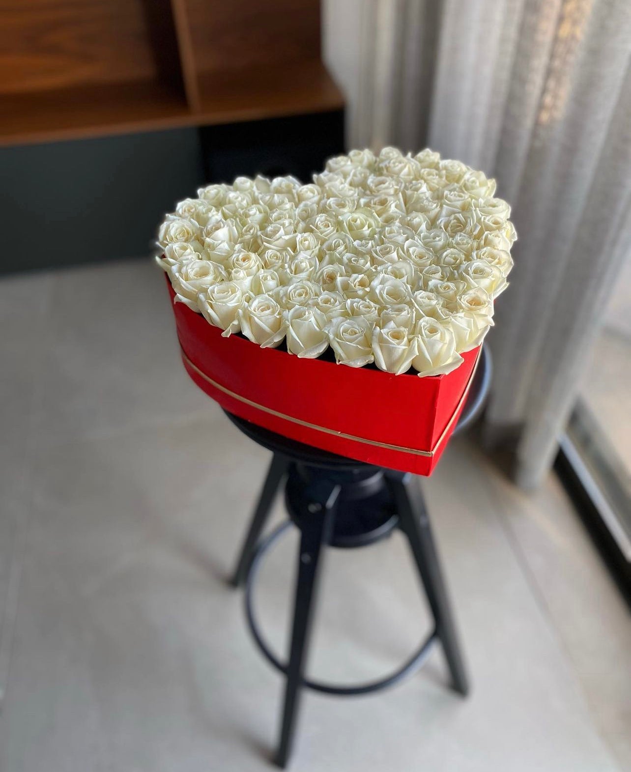 Heart roses box