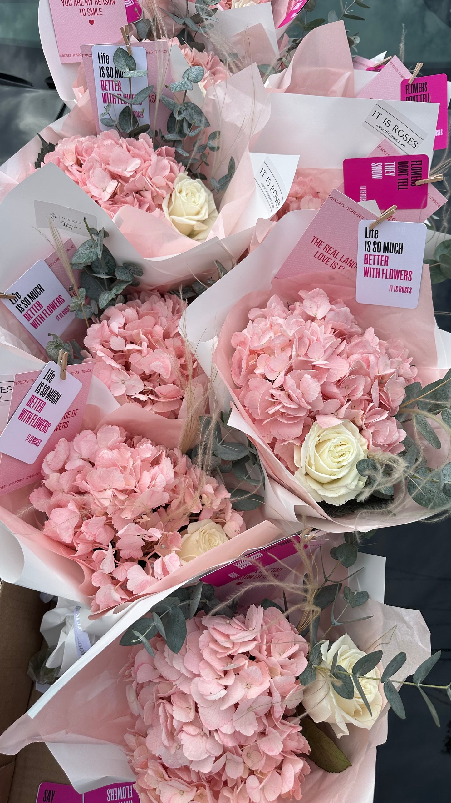 Corporate single roses floral gifts