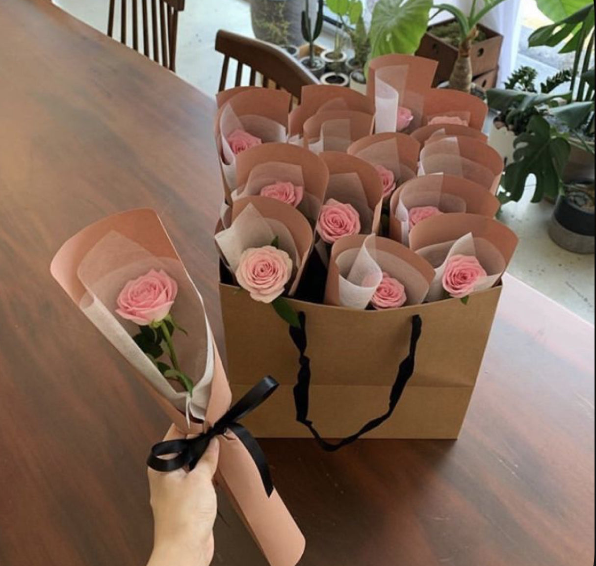 Corporate single roses floral gifts