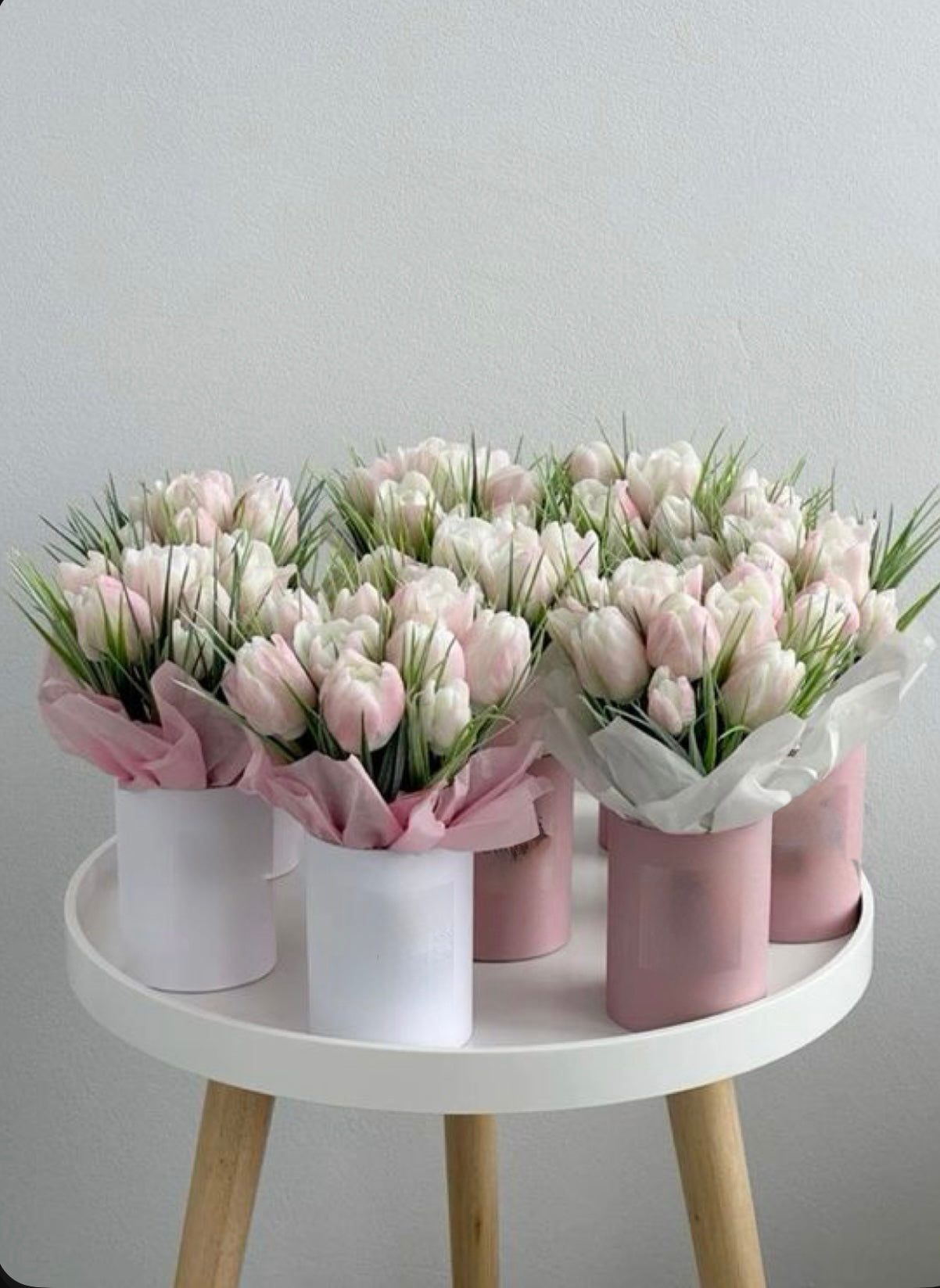 Corporate single roses floral gifts