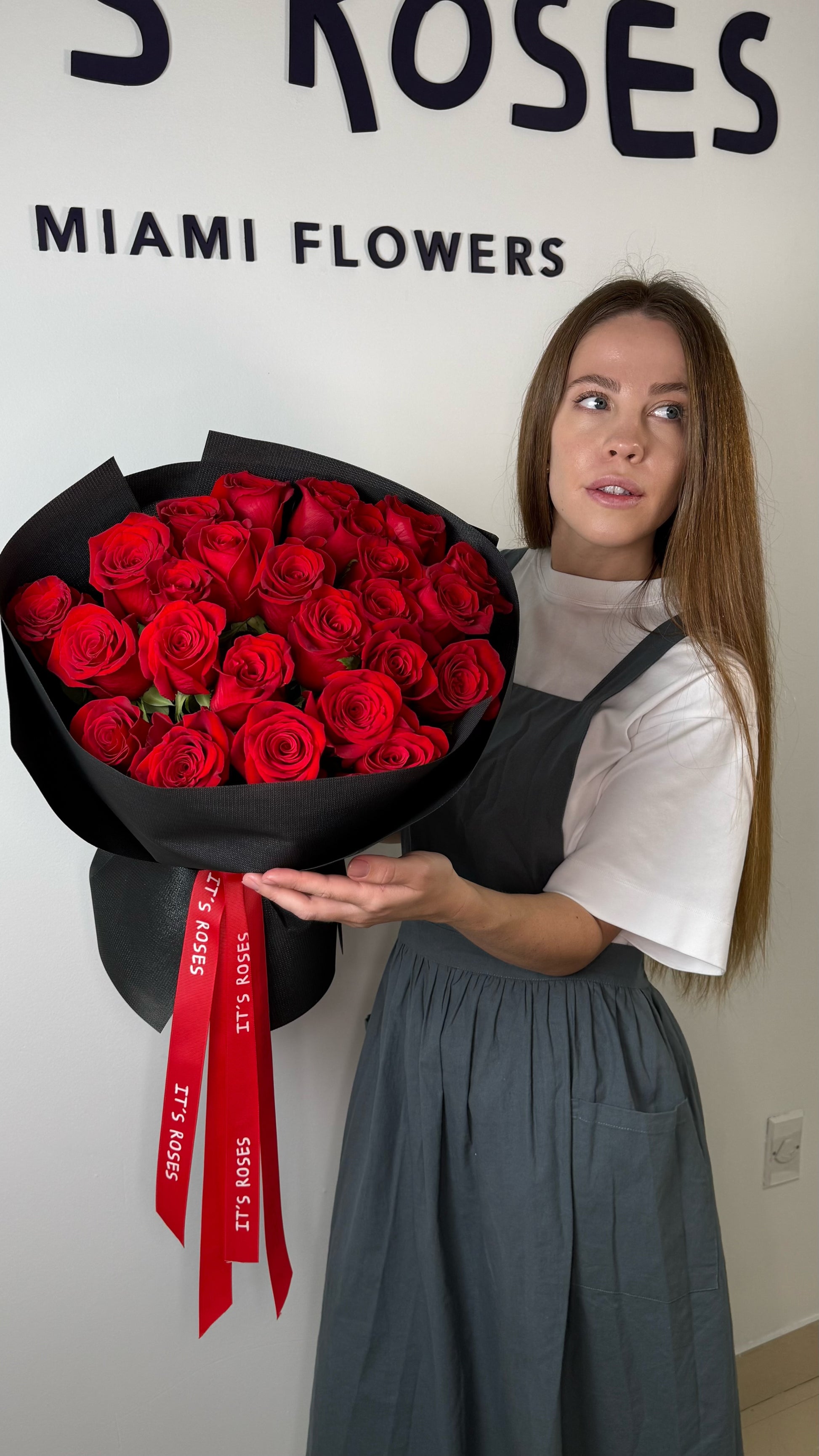 Red roses bouquet Miami 