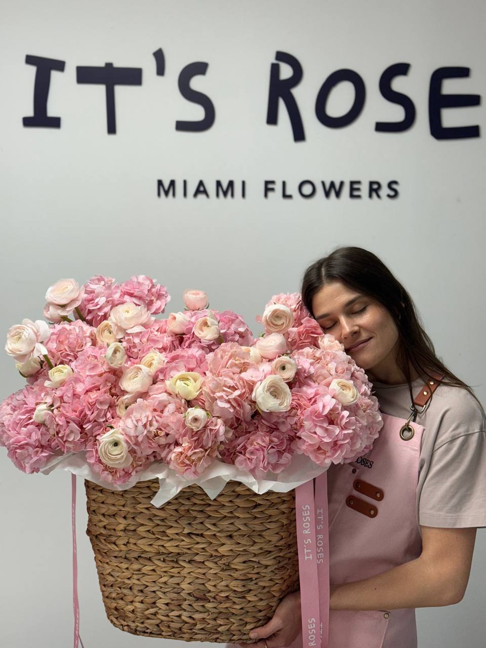 Pink Cloud Deluxe Basket