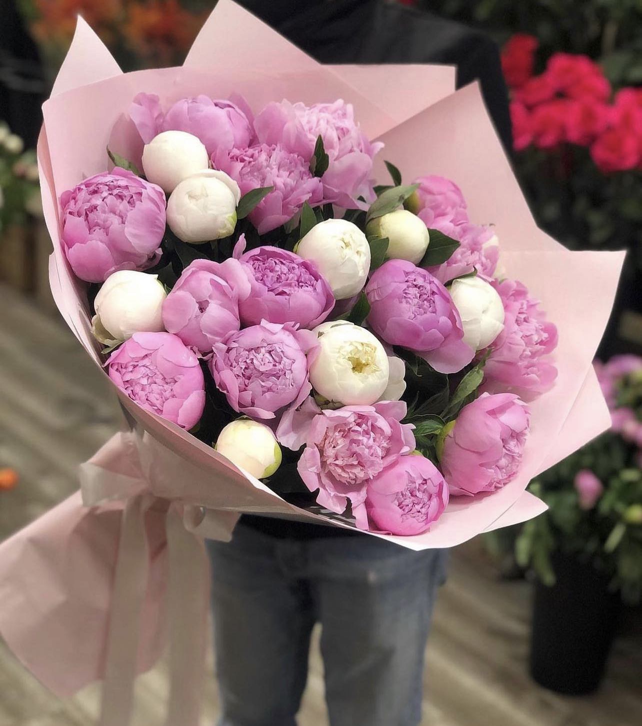 BOUQUET OF PEONIES