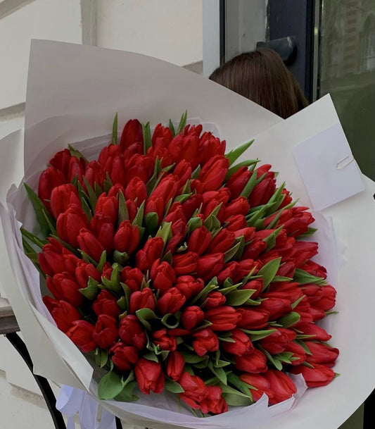 Red tulips bouquet